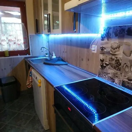 Liliána Balatonfůzfő