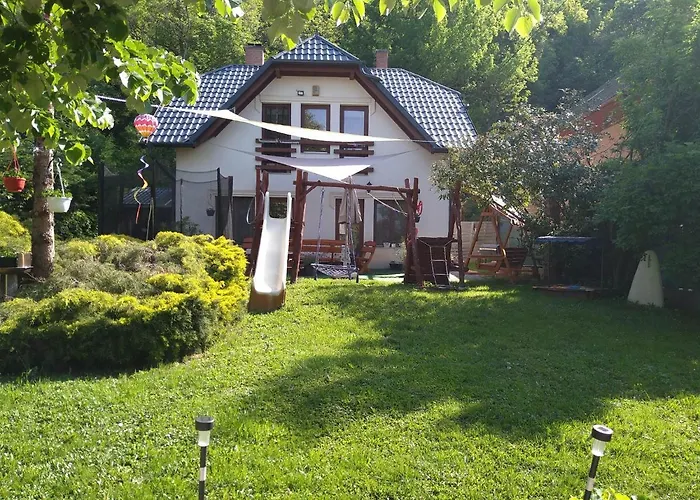 בית אירוח Liliana Vendeghaz *