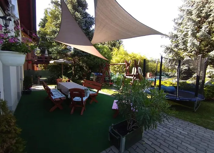 בית אירוח Liliana Vendeghaz Balatonfůzfő