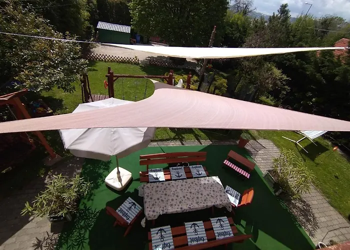 Liliana Vendeghaz בית אירוח *