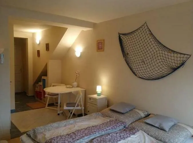 Liliana Vendeghaz בית אירוח Balatonfůzfő