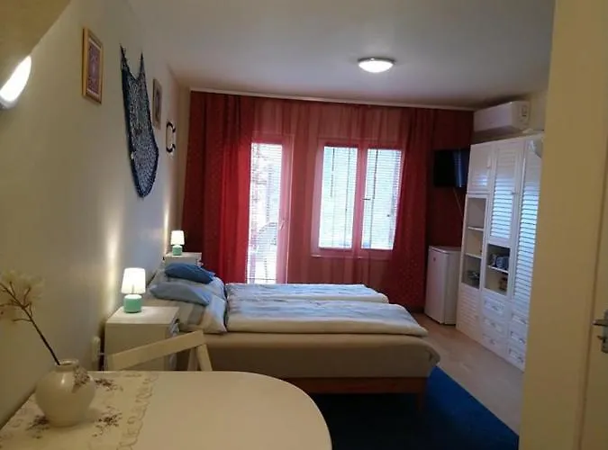 Liliana Vendeghaz Balatonfůzfő