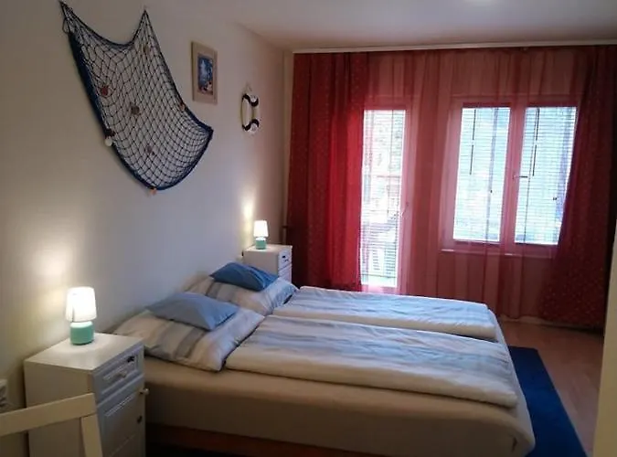 Liliana Vendeghaz * Balatonfůzfő